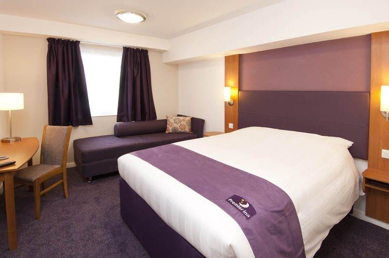 Premier Inn London Greenford Εξωτερικό φωτογραφία