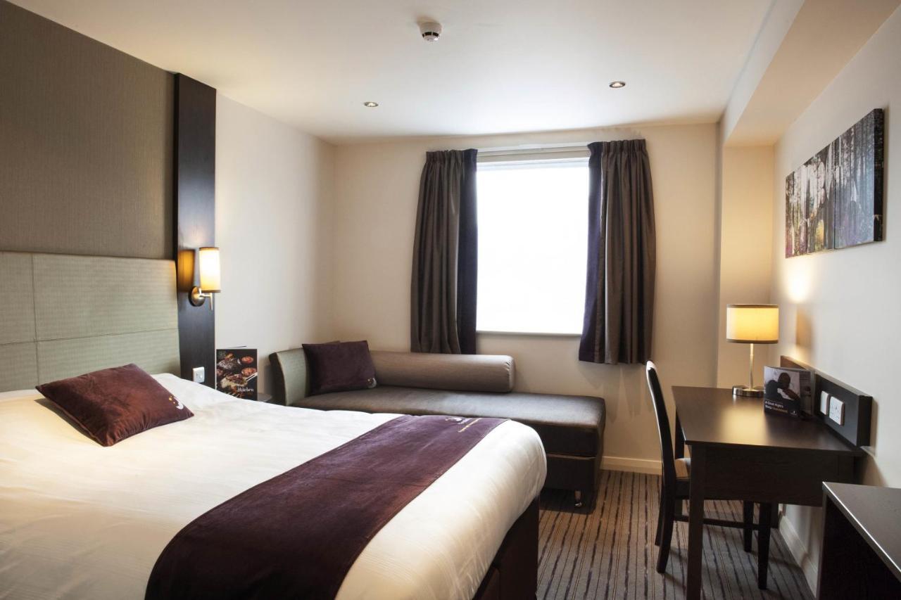 Premier Inn London Greenford Εξωτερικό φωτογραφία